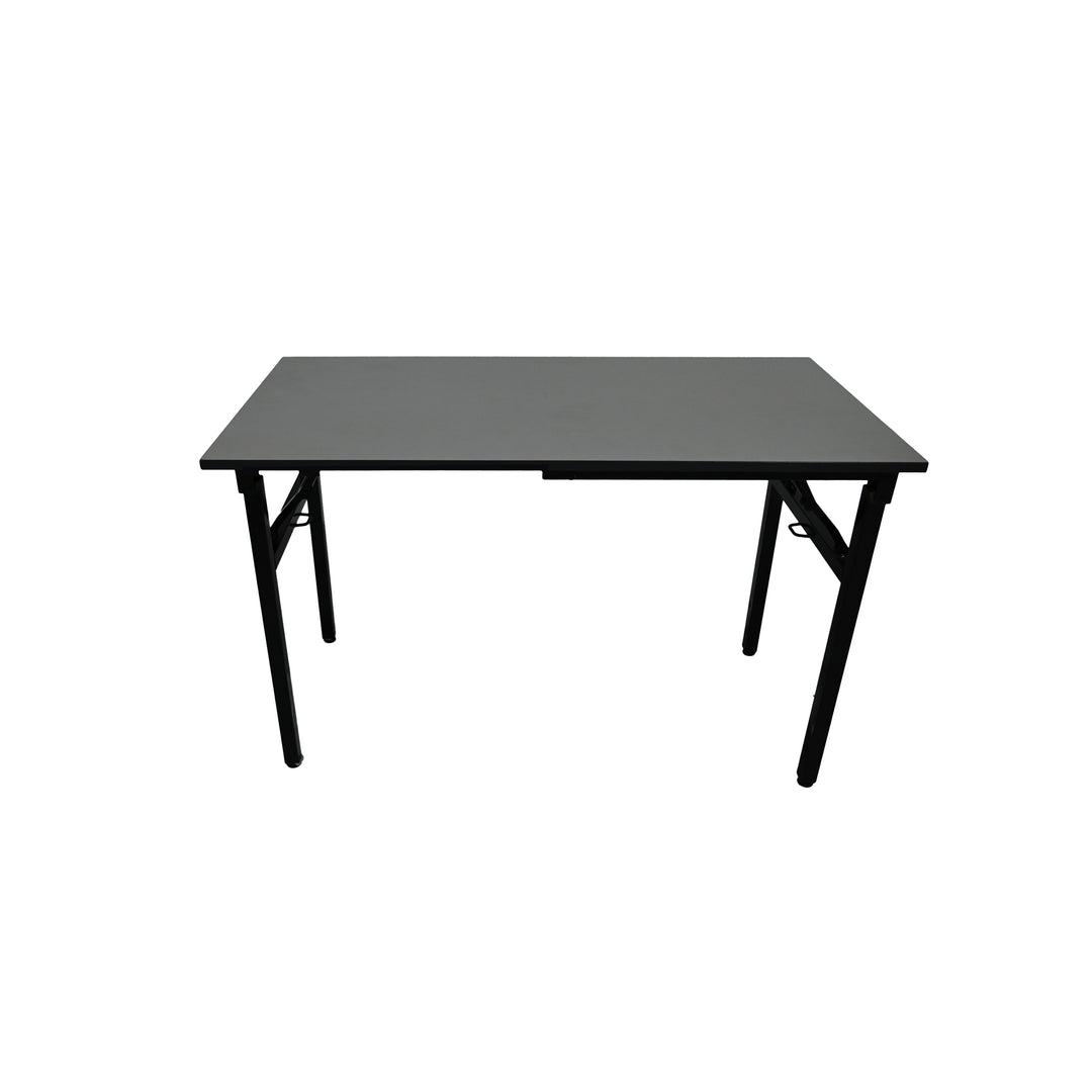 Foldable table